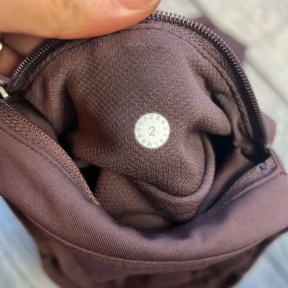 Lululemon Pace Rival Crop *22" - Picture 9 of 9